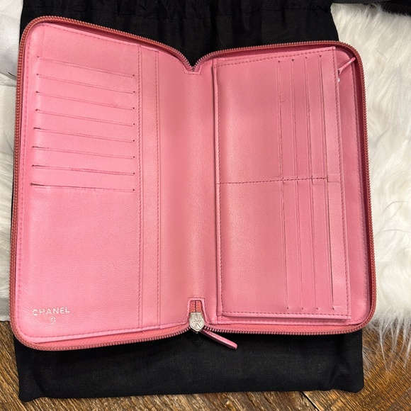 💕FULL INCLUSION CHANEL Pink Cameilla Wallet/Organizer💕 - Picture 7 of 15